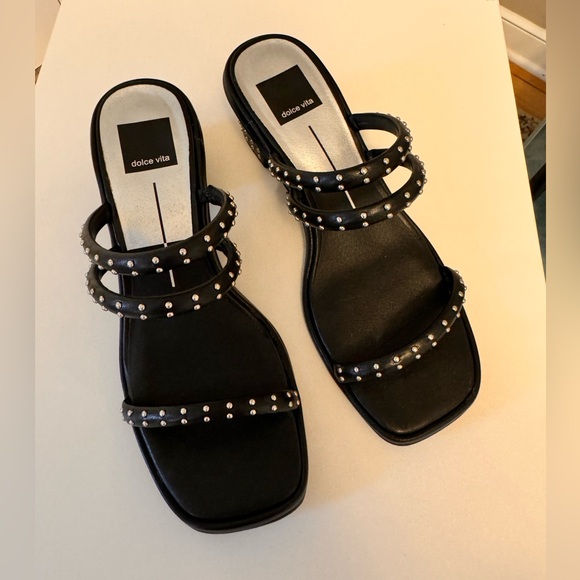 Dolce Vita size 8 sandals - Picture 1 of 4